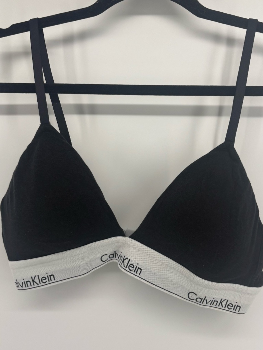 Calvin Klein padded bralette black and white stretchy band size large